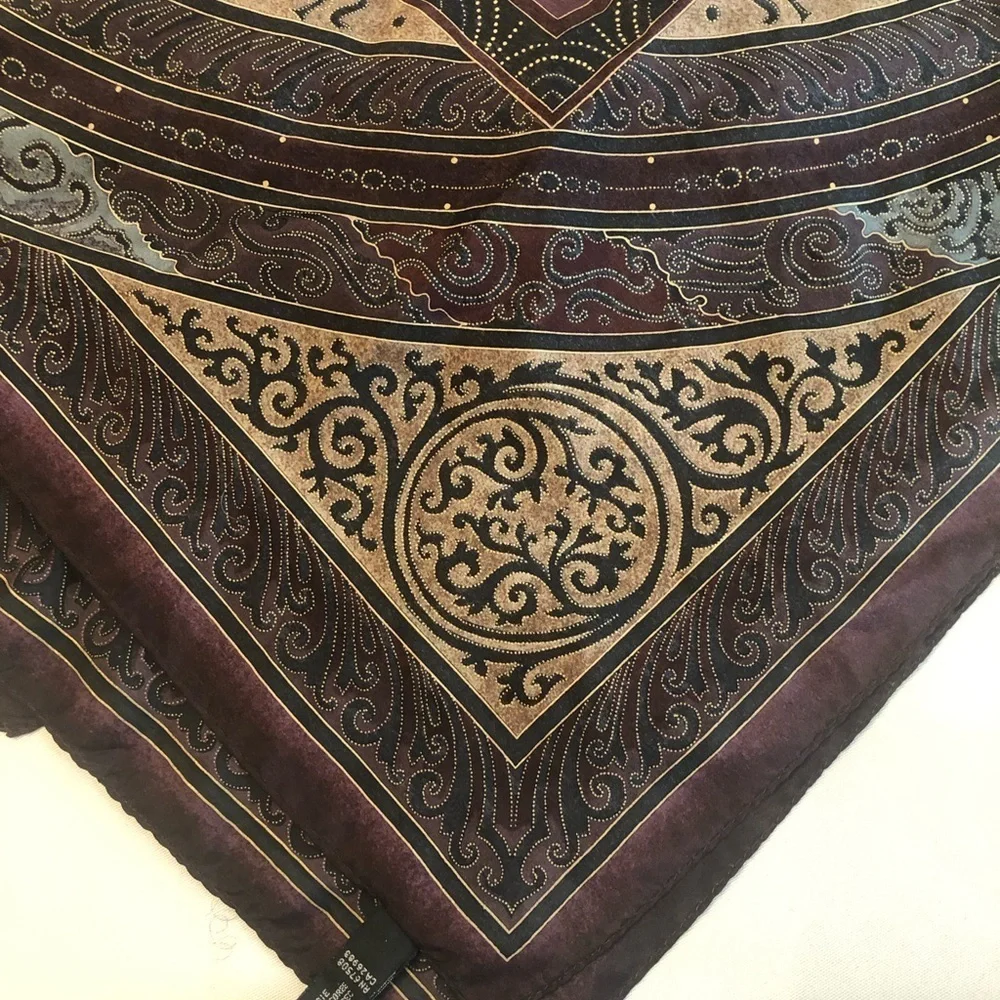 Linda Allard Ellen Tracy Buddha mandala 100% silk scarf, purple & gold